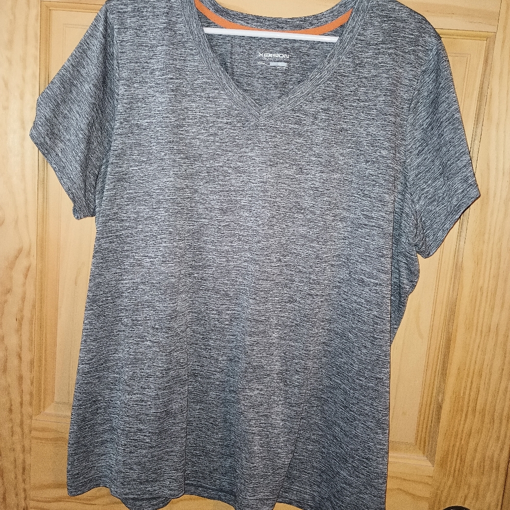 Xersion Gray Short Sleeve Tee